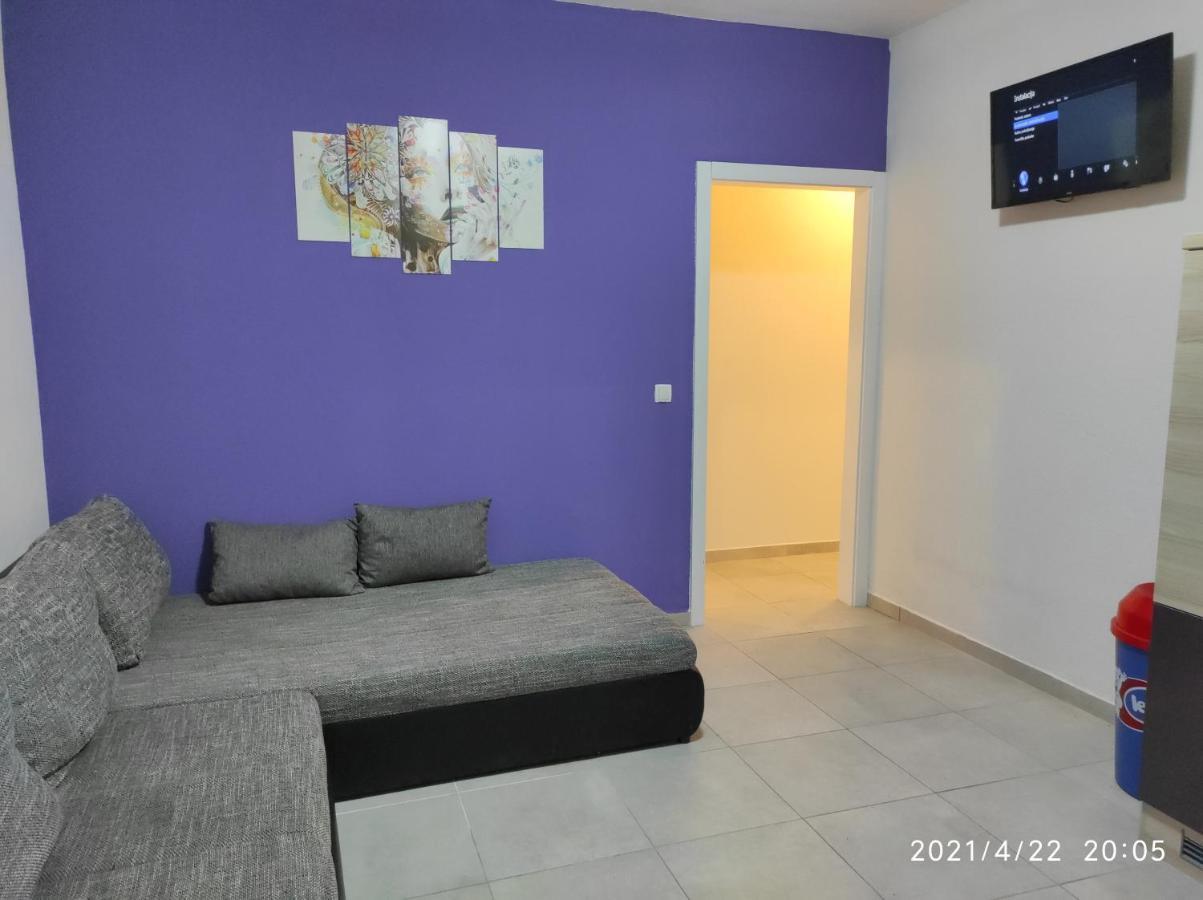 Apartmani QUATTRO Starigrad Paklenica Bagian luar foto