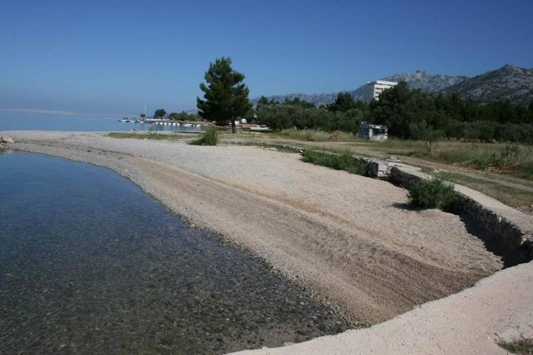 Apartmani QUATTRO Starigrad Paklenica Bagian luar foto