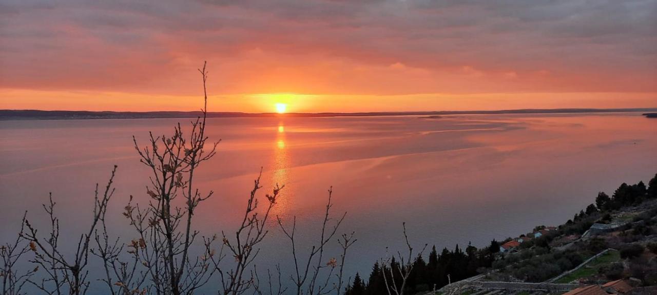 Apartmani QUATTRO Starigrad Paklenica Bagian luar foto