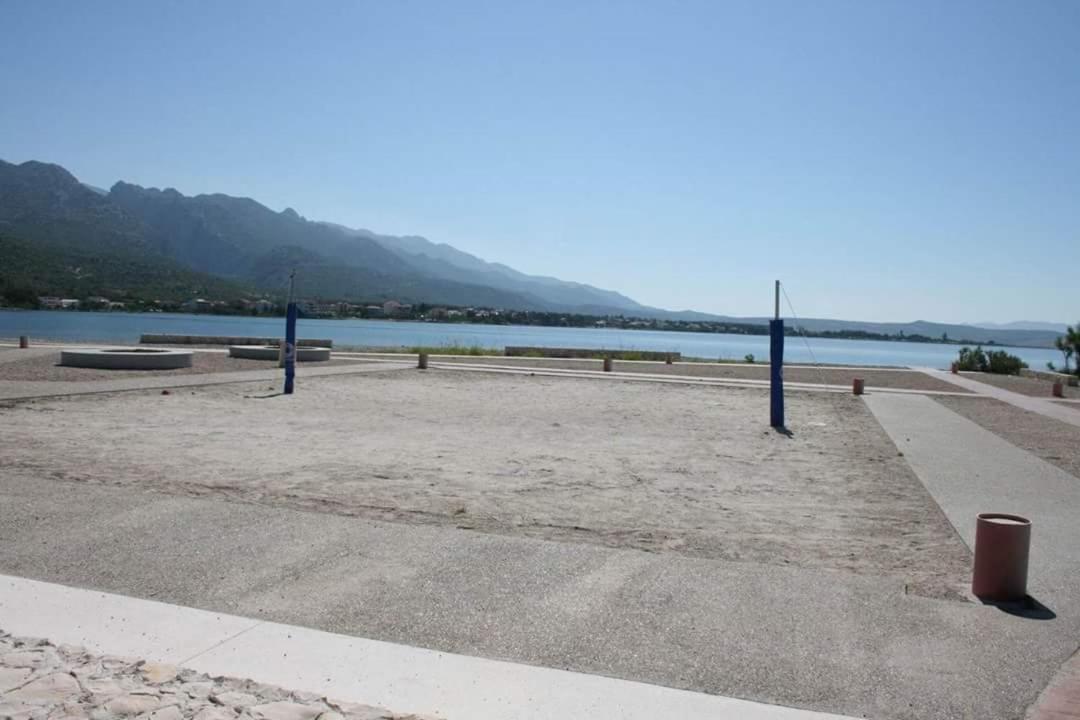 Apartmani QUATTRO Starigrad Paklenica Bagian luar foto