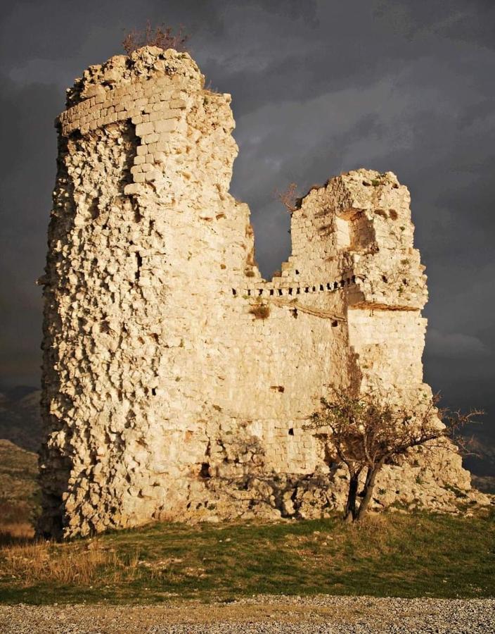 Apartmani QUATTRO Starigrad Paklenica Bagian luar foto