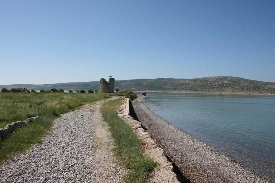 Apartmani QUATTRO Starigrad Paklenica Bagian luar foto