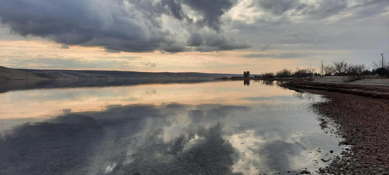 Apartmani QUATTRO Starigrad Paklenica Bagian luar foto